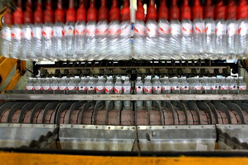 哇哈哈礦泉水生產線 哇哈哈礦泉水生產線