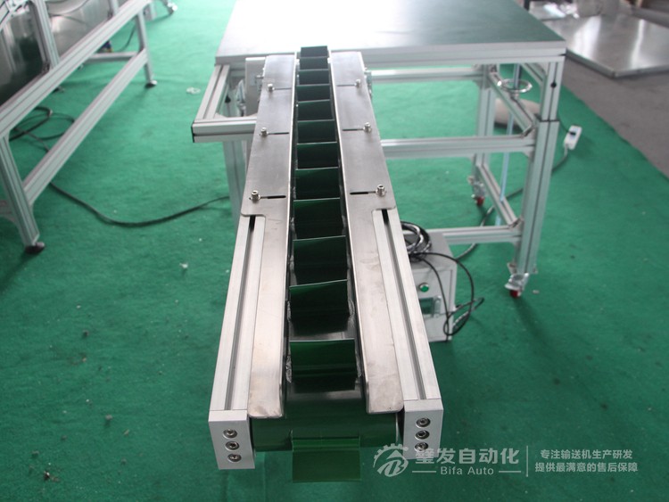 小型非標皮帶輸送機  小型非標皮帶輸送機