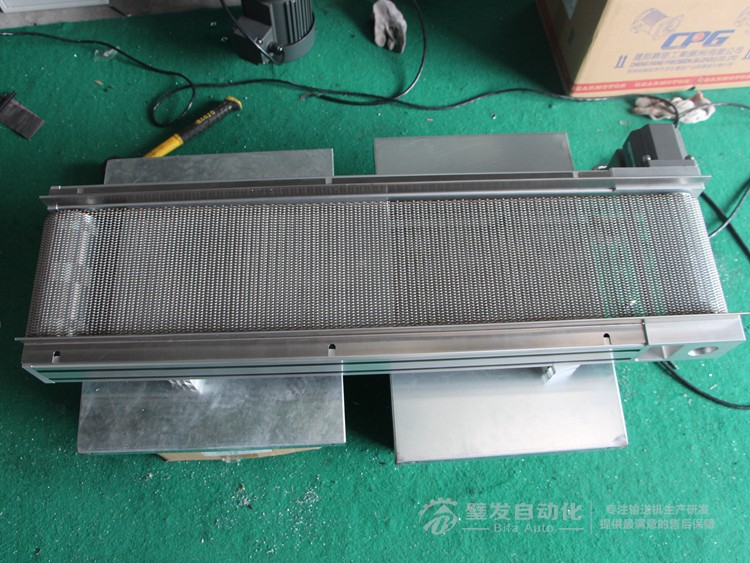 小型型材結構不銹鋼網鏈輸送機 小型型材結構不銹鋼網鏈輸送機