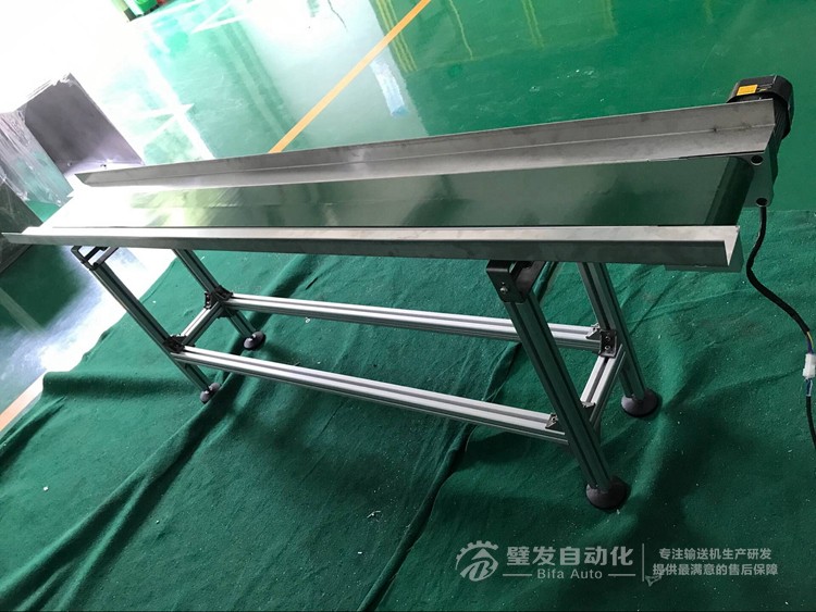 非標(biāo)普通電機(jī)直連皮帶機(jī) 非標(biāo)普通電機(jī)直連皮帶機(jī)